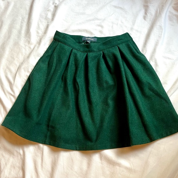 ModCloth Emerald Green Wool Skirt - Picture 11 of 11
